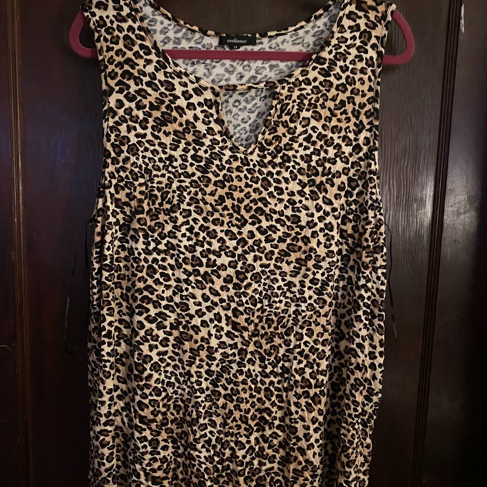 NWOT Leopard Print Tank